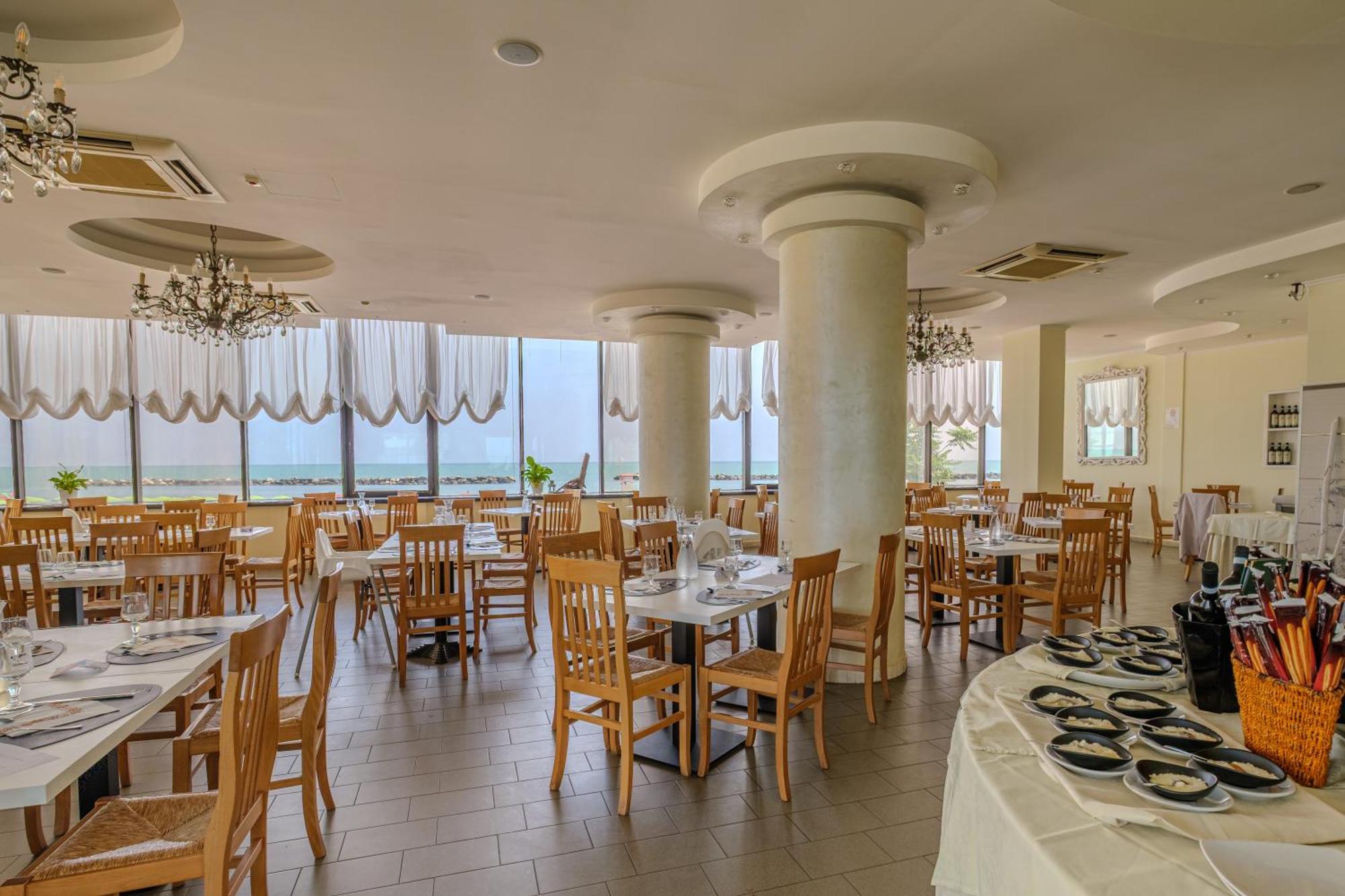 Classic - Azzurro Club Hotel 3*